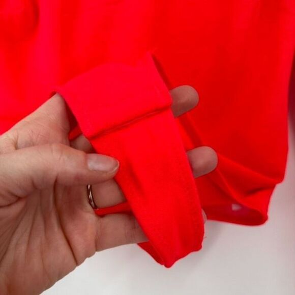 NWT Fabletics x Yitty Mesh Me Smoothing LS Sheer Bodysuit Neon Pink Small - Picture 8 of 11